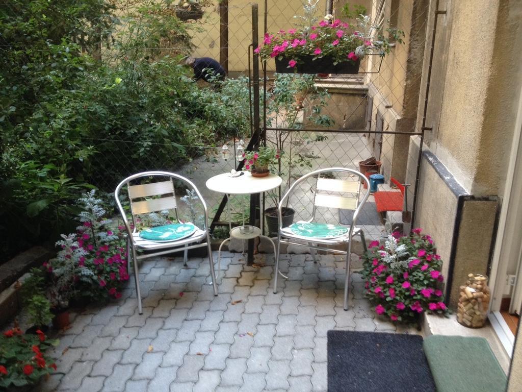 בודפשט Standard Apartment By Hi5-Liszt Ferenc Square מראה חיצוני תמונה